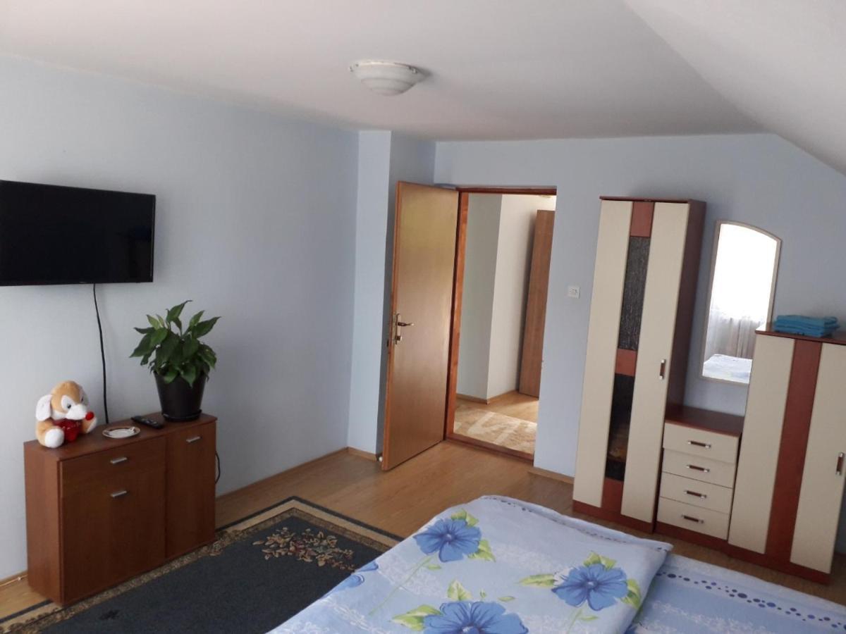 Miljevina Prenociste Vitas B&B 외부 사진
