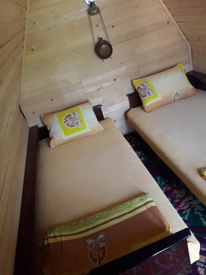 Miljevina Prenociste Vitas B&B 외부 사진