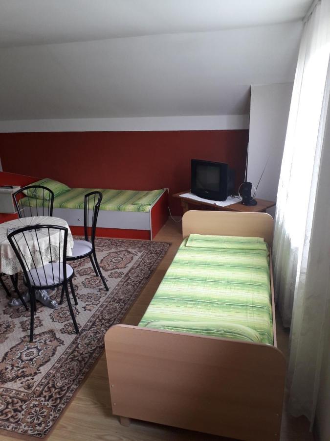 Miljevina Prenociste Vitas B&B 외부 사진
