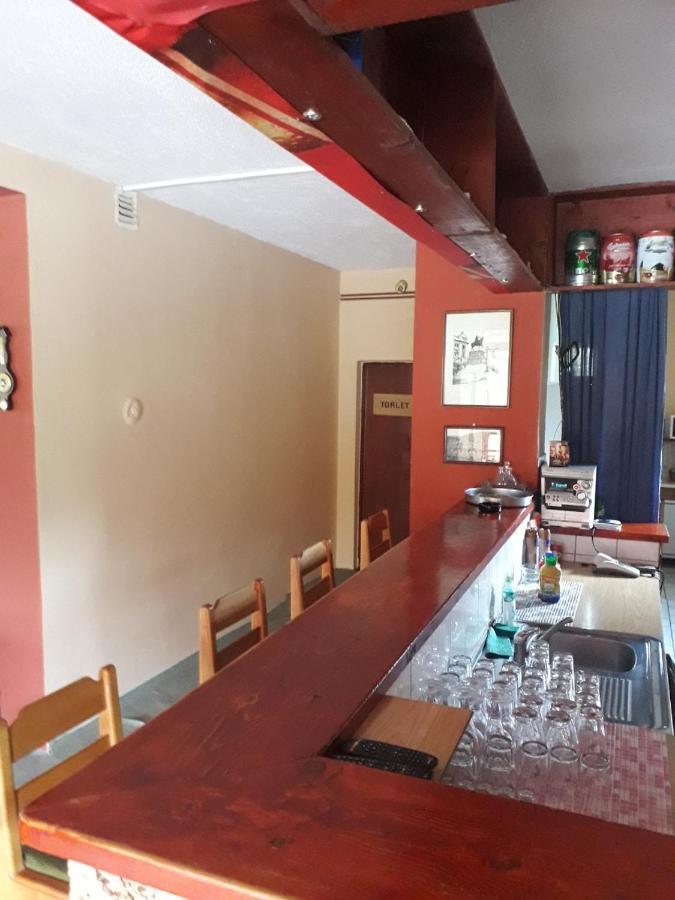 Miljevina Prenociste Vitas B&B 외부 사진